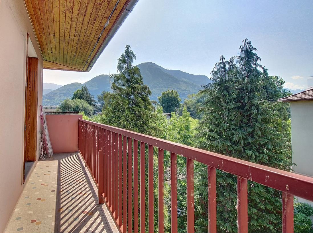 Appartement à vendre à 2 pas du lac et des galeries lafayette  Annecy