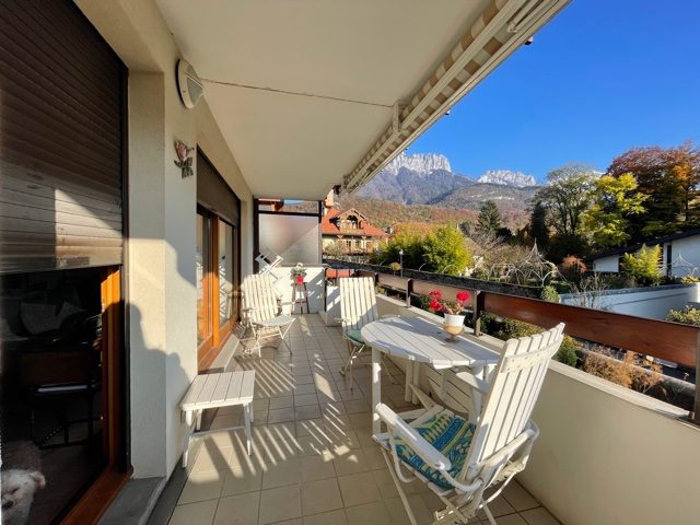 Appartement à vendre à Menthon-Saint-Bernard | Type 3 avec terrasse et garage