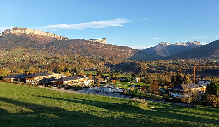 cadre-de-vie-argonay-prix-metre-carre-ambiance-agence-du-parc Visuel d'Argonay