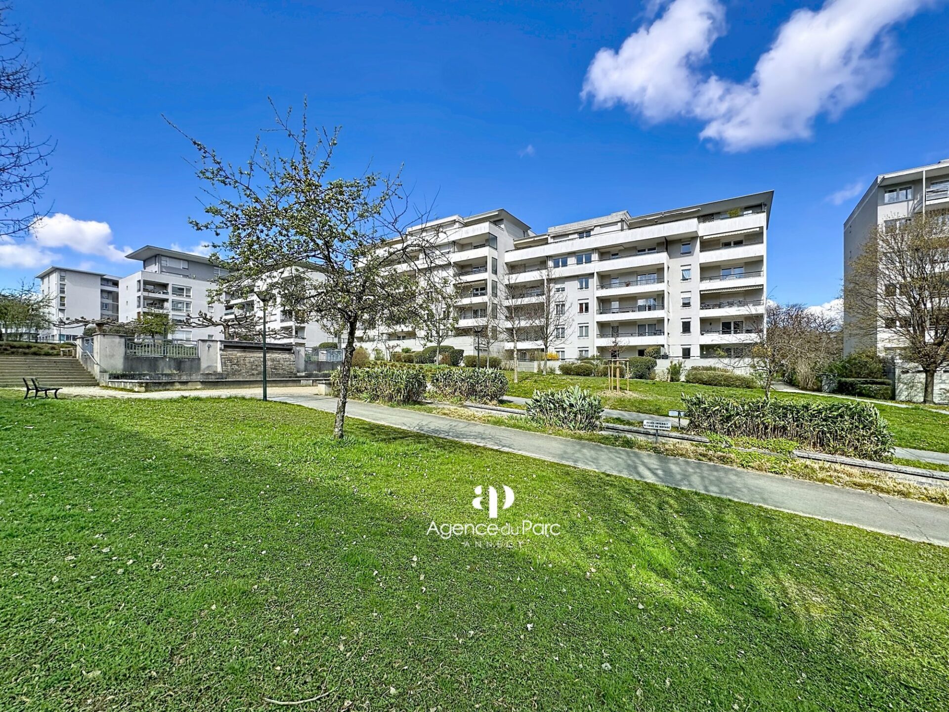 Appartement type 4 en dernier étage – Annecy / Seynod